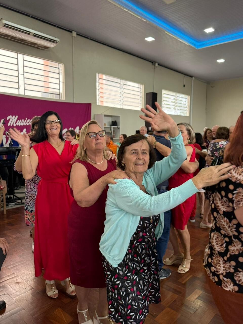 dia-de-celebracao-para-o-grupo-viva-vida