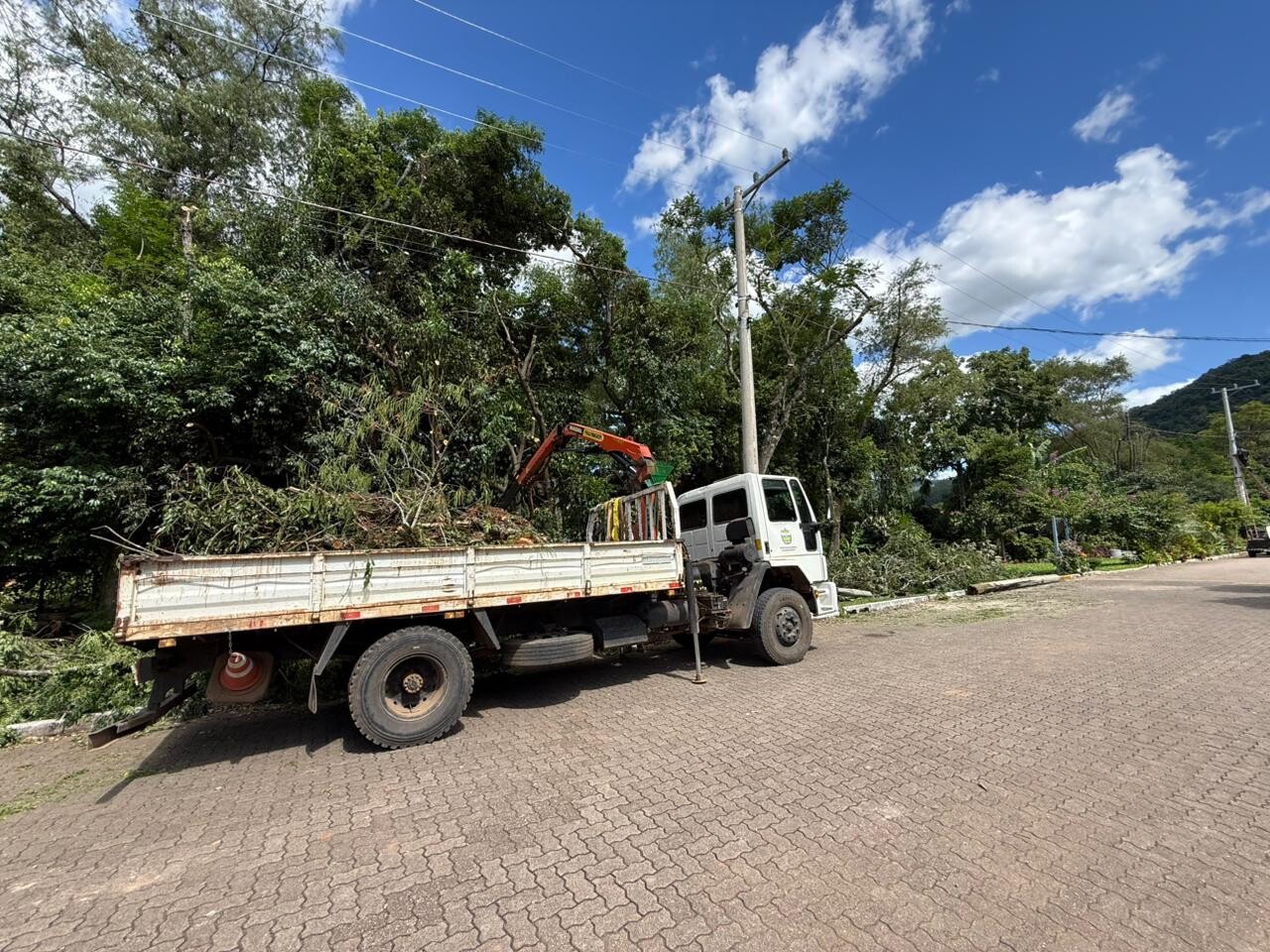 WhatsApp Image 2025-12-17 at 15.32.28.jpeg