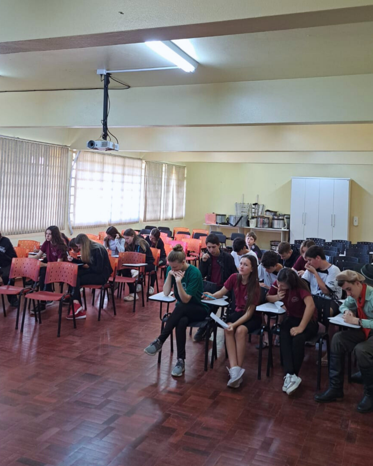 projeto-pioneiro-curso-de-robotica-traz-inovacao-e-tecnologia-a-educacao-municipal