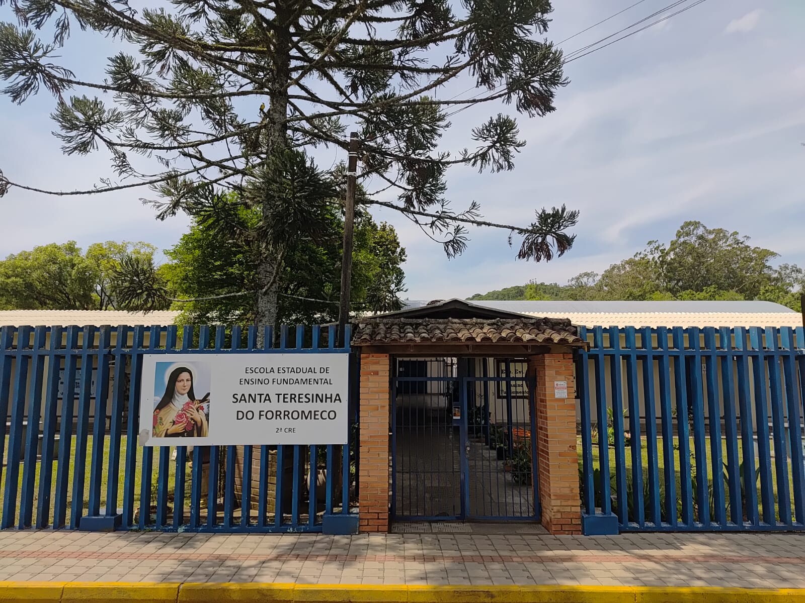 escola santa teresinha.jpeg
